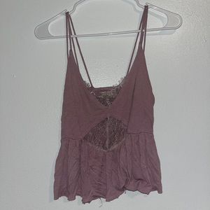 Lacy Urban Outfitters top 💜💟🟪